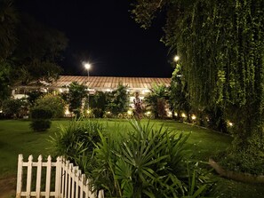 Exterior - J Hotel (Jaffna)