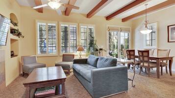 TV, fireplace, offices