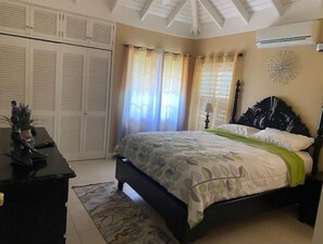 3 chambres, fer et planche à repasser, Wi-Fi gratuit, draps fournis