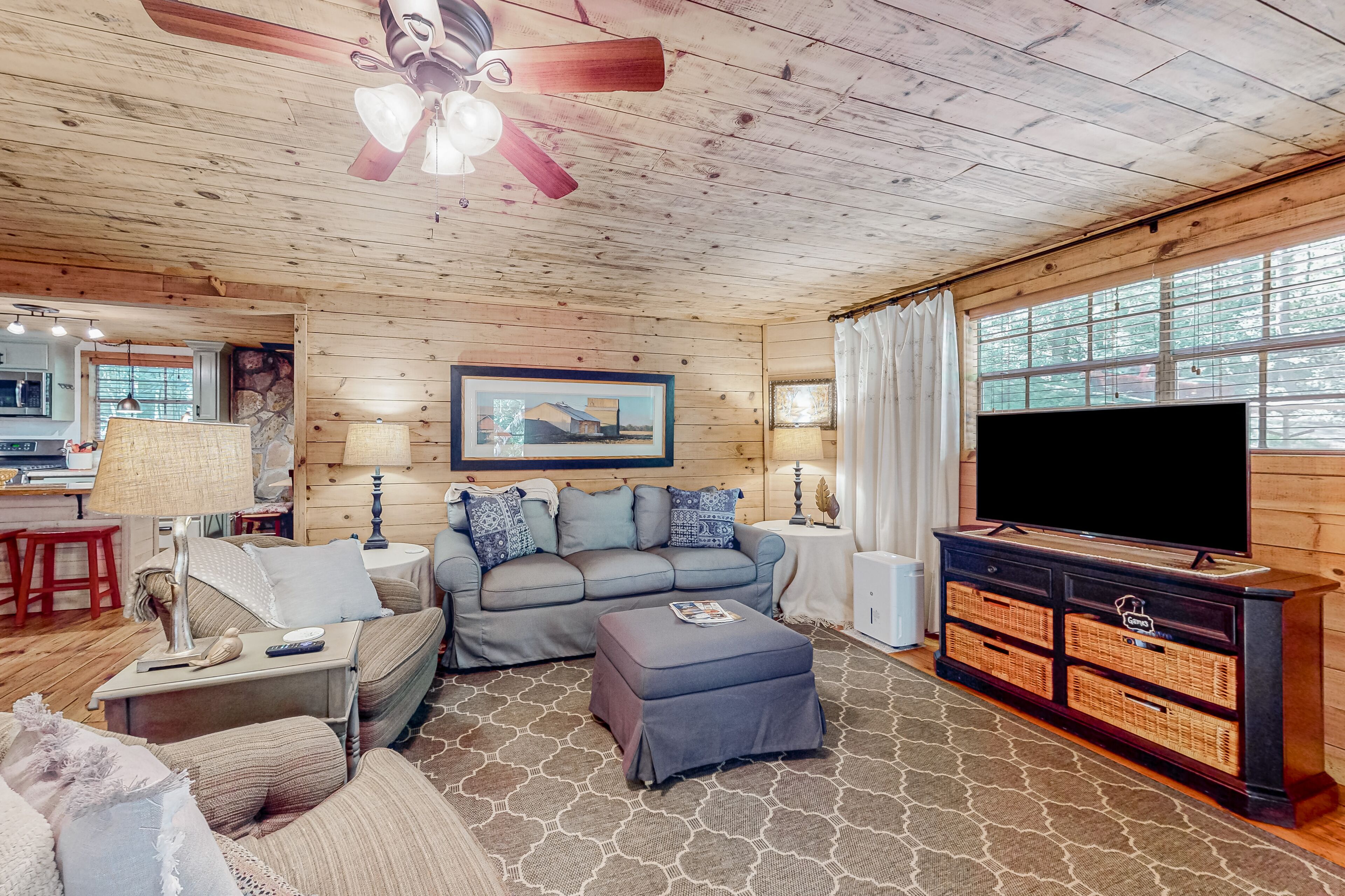 Dog-friendly cabin near creek with firepits, deck, fireplace, creek views, grill