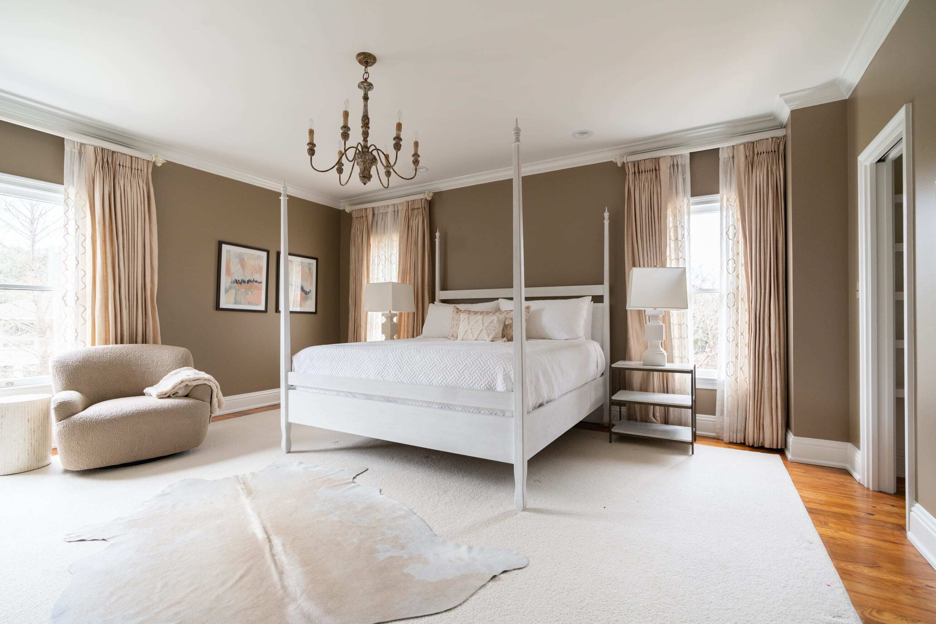 109 Top 2 Floors the Church St Collection with Pool