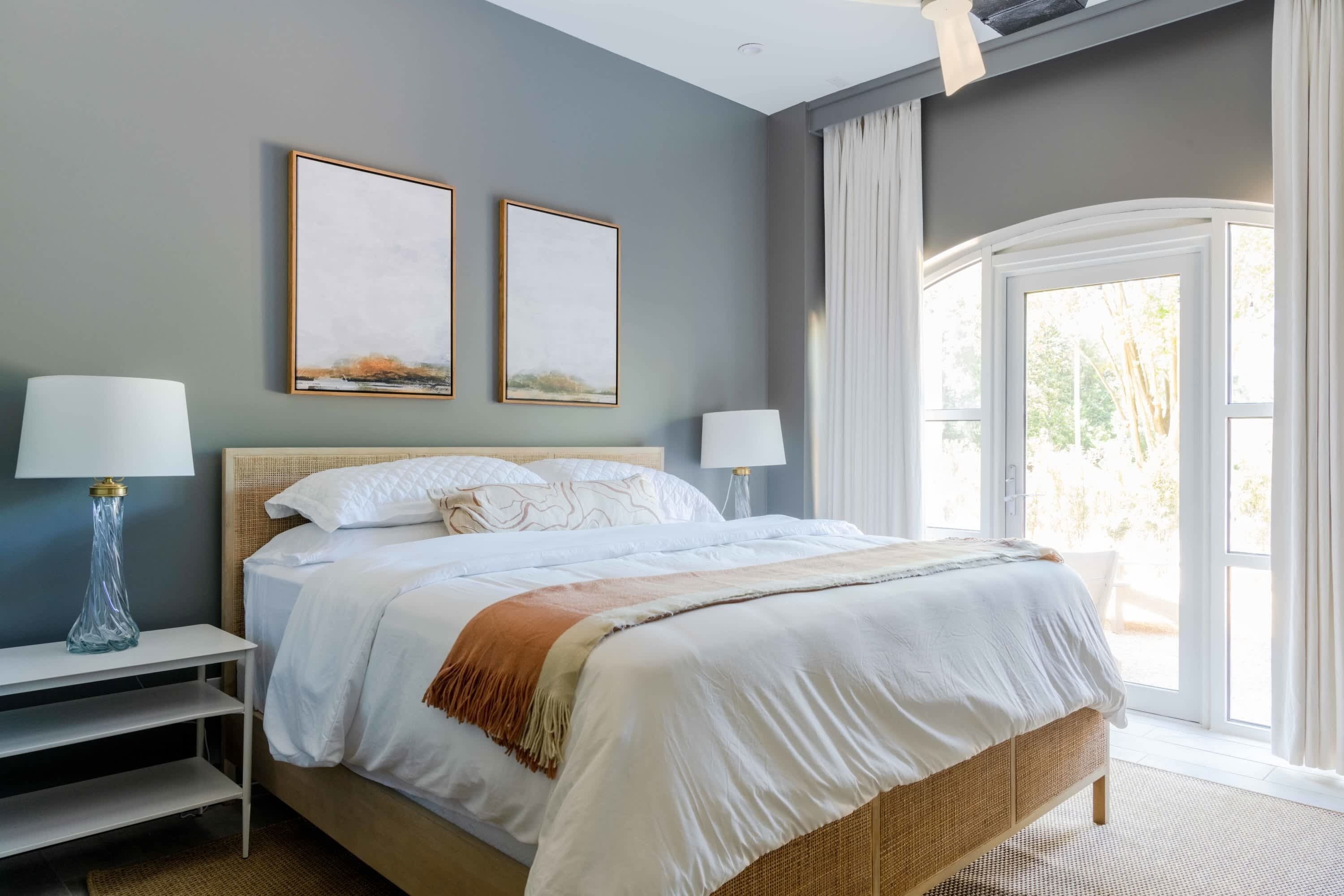 2 makuuhuonetta, silitysrauta/-lauta, Wi-Fi, vuodevaatteet