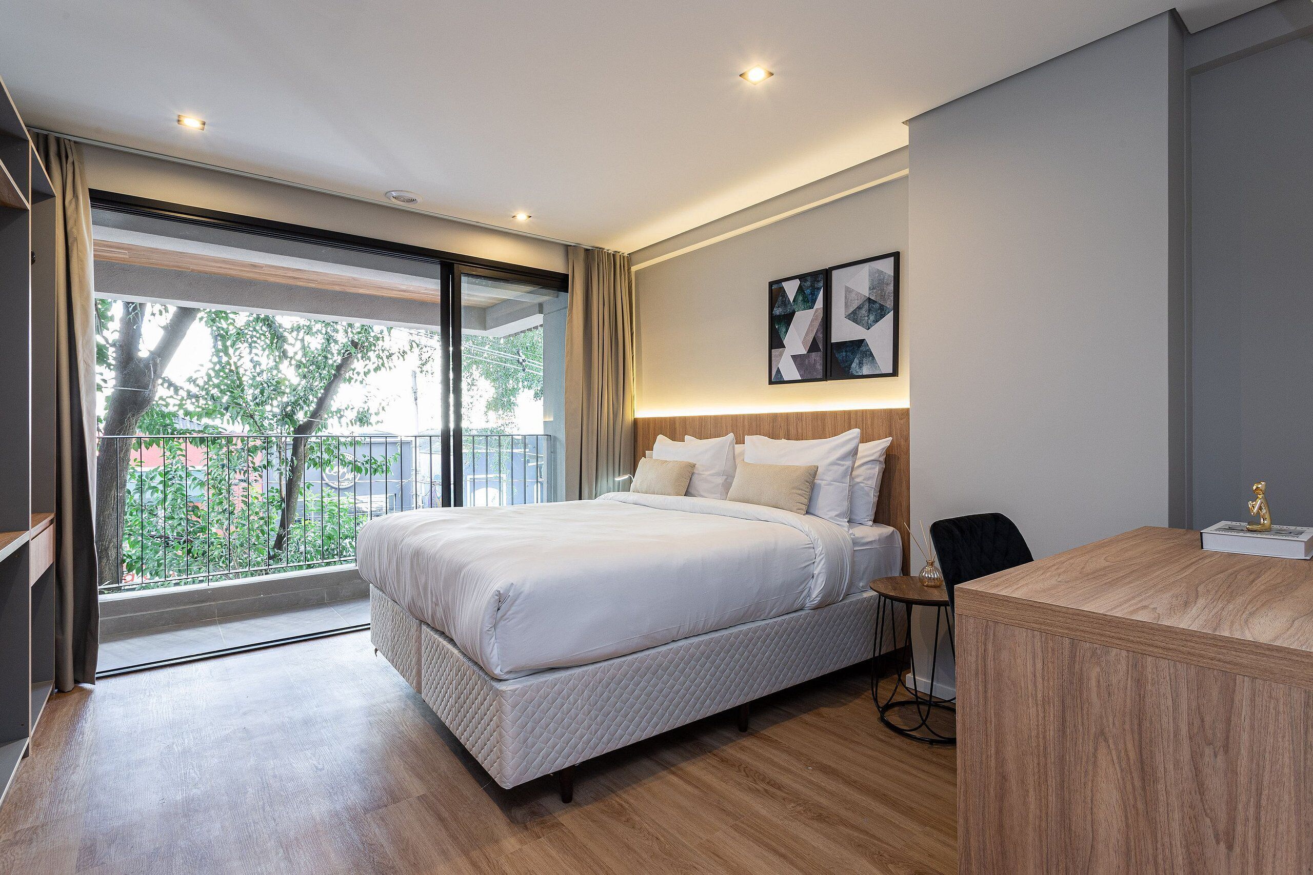 Exclusive Studio | Individually decorated, individually furnished, iron/ironing board
