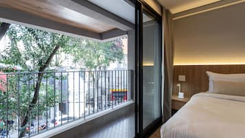 1 habitación, decoración personalizada y muebles diferentes