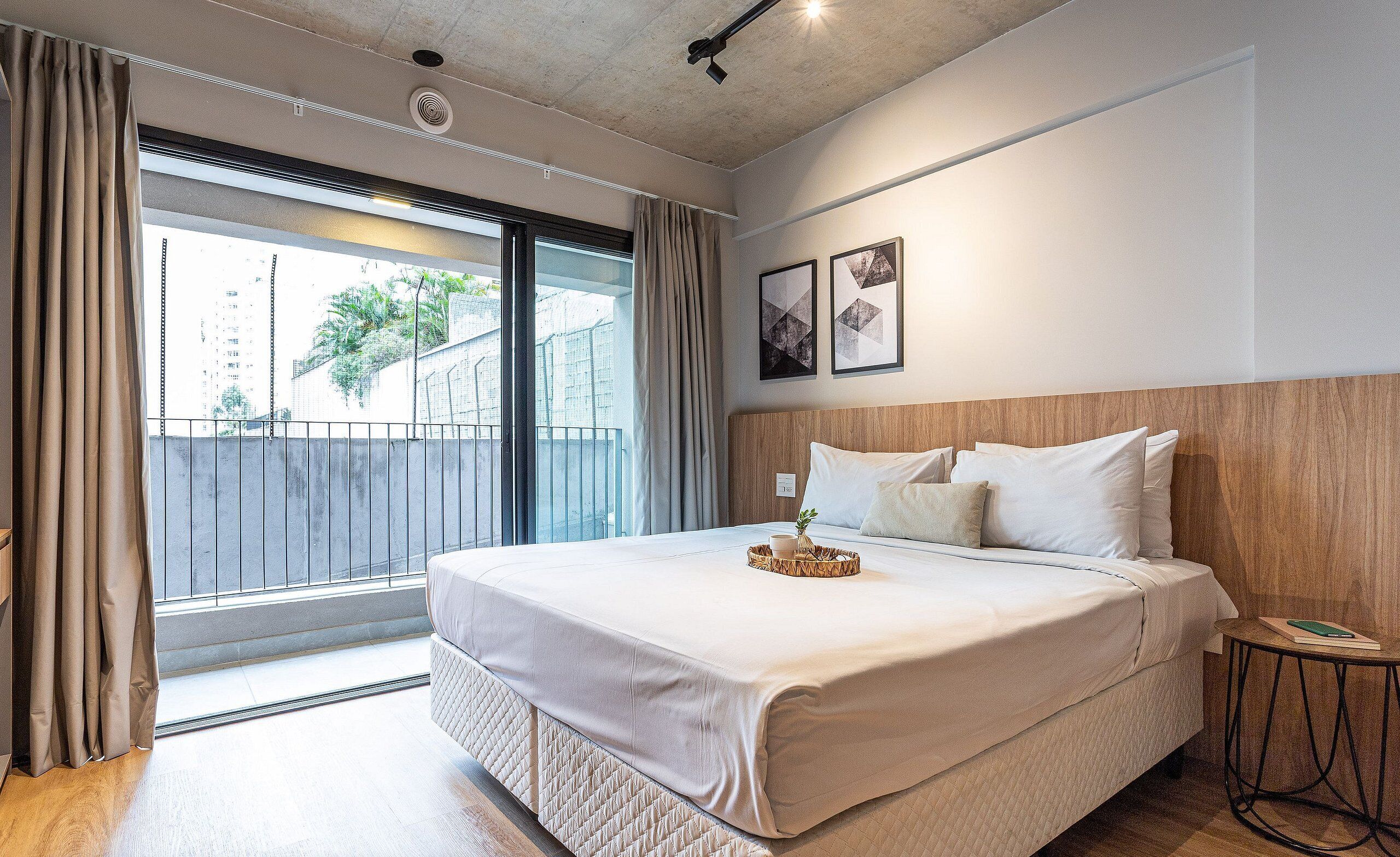 Executive Studio | Individually decorated, individually furnished, iron/ironing board