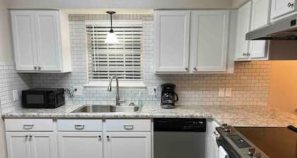 Recently updated 3 Bedroom Home with Patio
