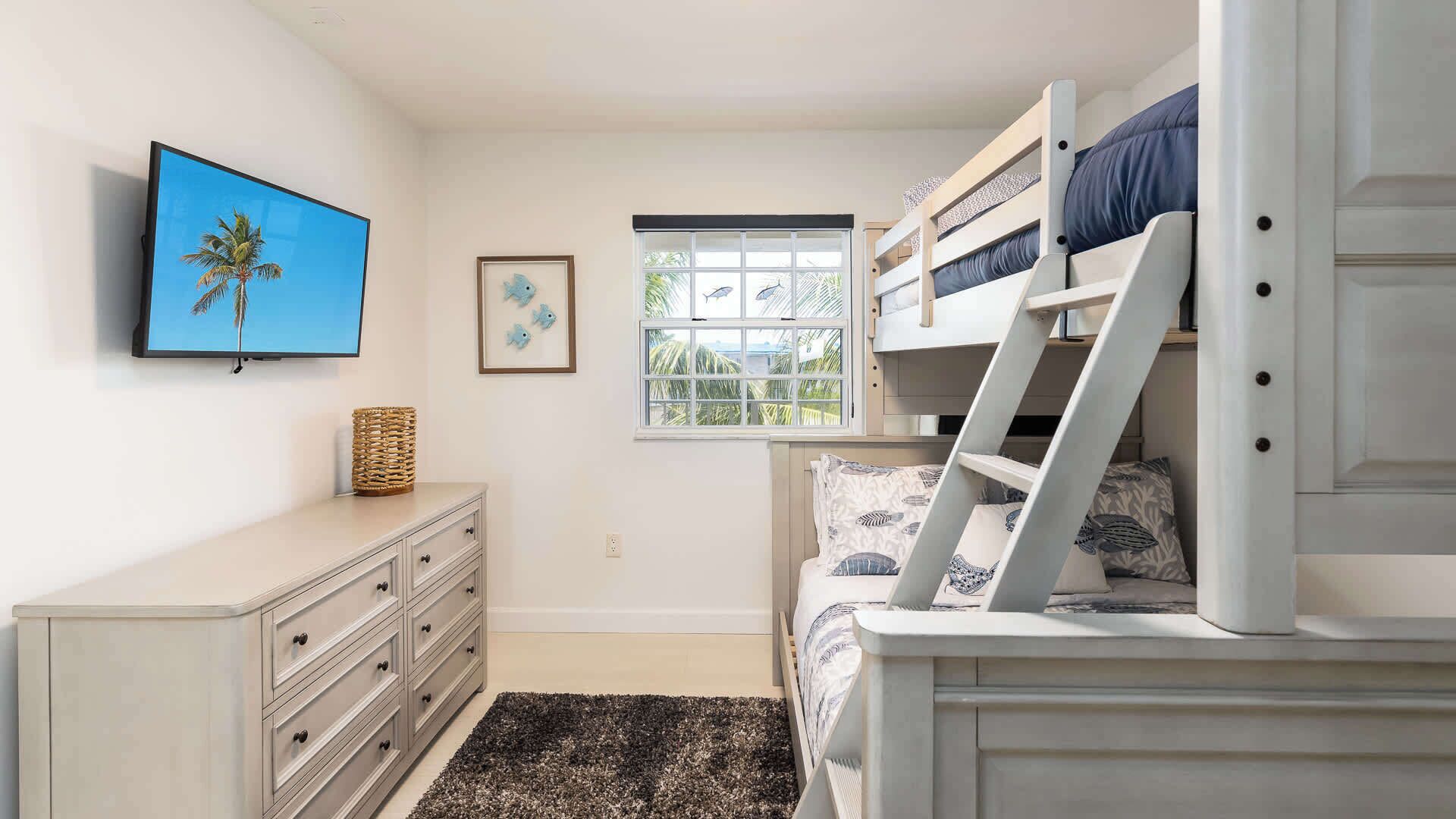 2 slaapkamers, een strijkplank/strijkijzer, wifi, beddengoed