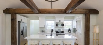 Cape Henry Full Suite Inn at Old Beach