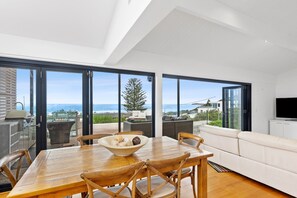 TV - Ocean Grove Views Sum (Ocean Grove)