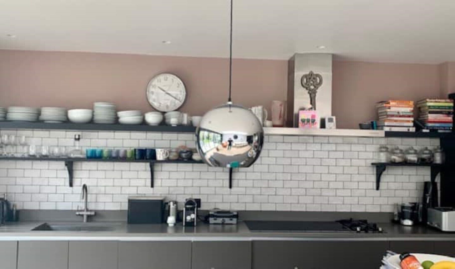 Spacious & Stylish Family Home With Lovely Garden