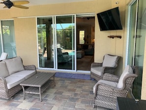 Terrace/patio - Beautiful spacious 3 bedroom/ 2 bath pool home with an outdoor kitchen  (Rotonda West)