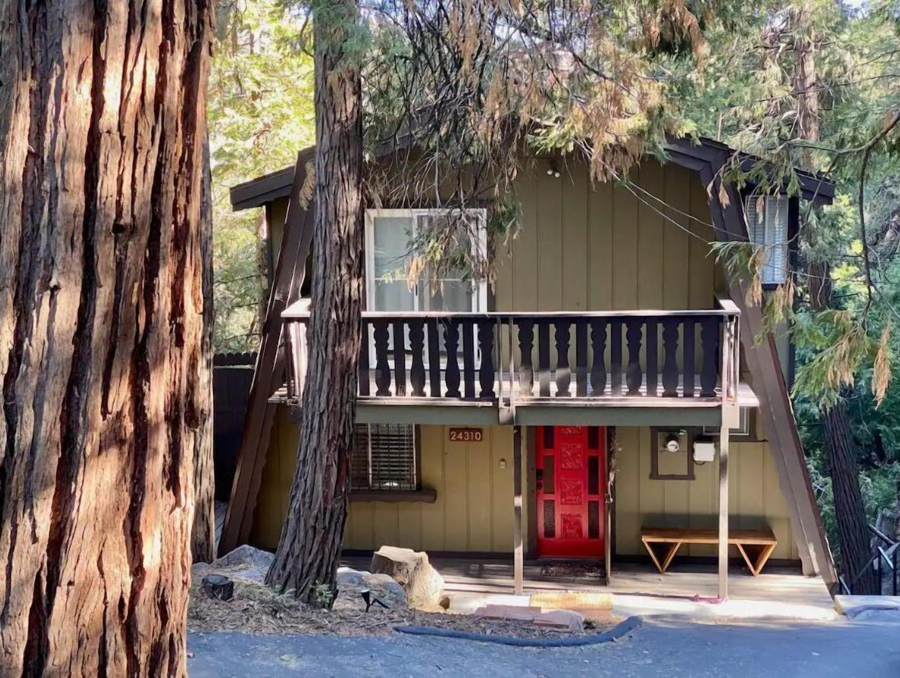 Mid-Century Luxury Mountain Getaway