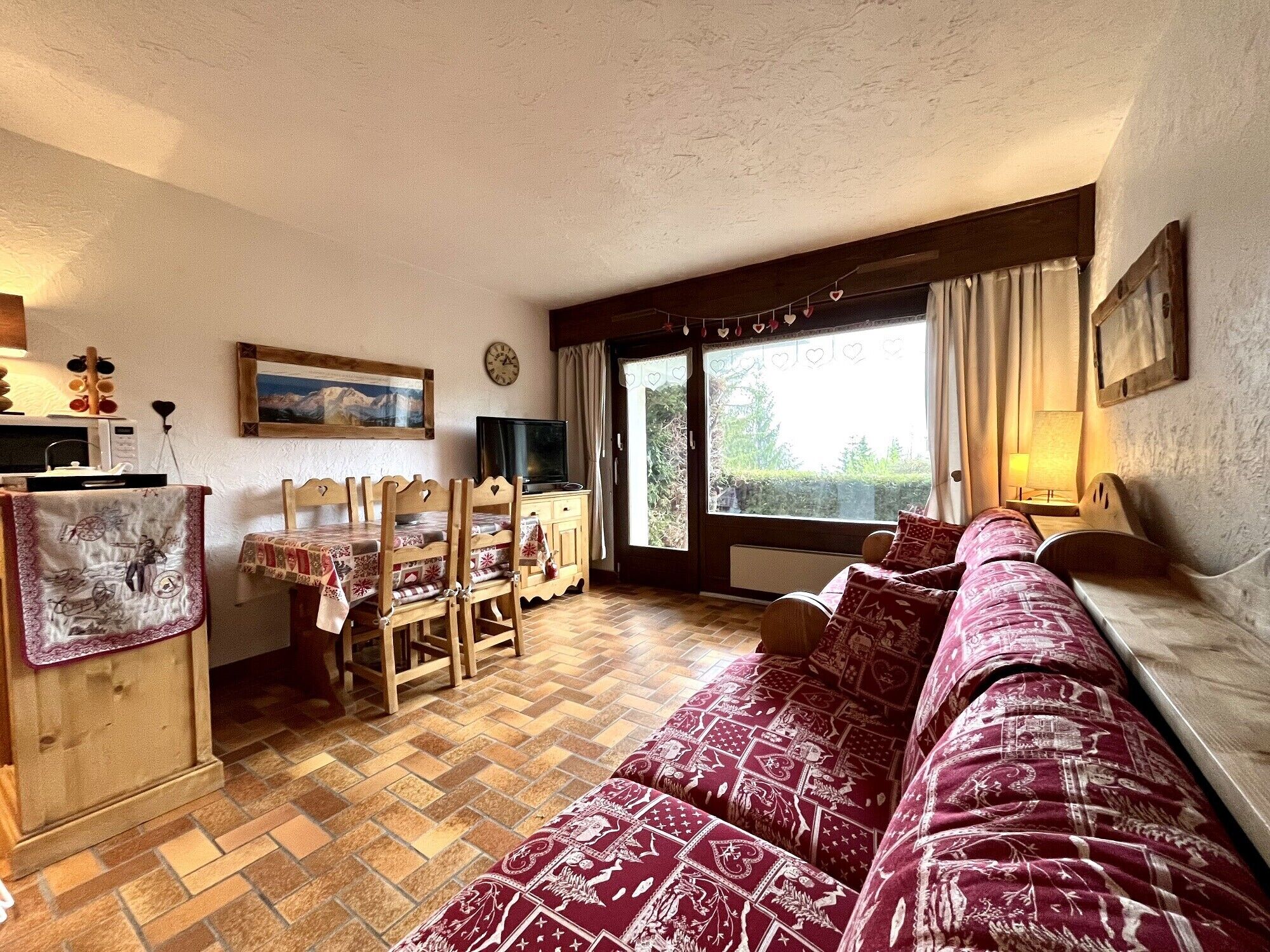 Cosy studio with garden and view of Mont Blanc