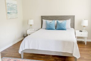 2 bedrooms, iron/ironing board, free WiFi, bed sheets - Summer Special! Steps to Village & Pier (St. Simons Island)
