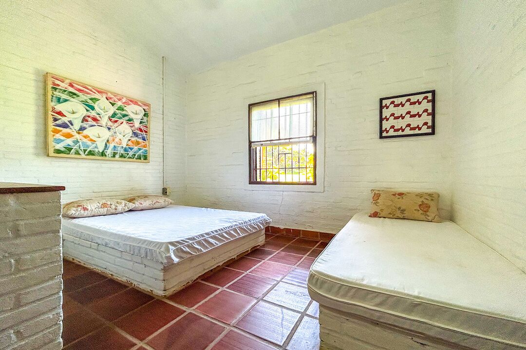 Chácara com piscina e lazer em Holambra/SP