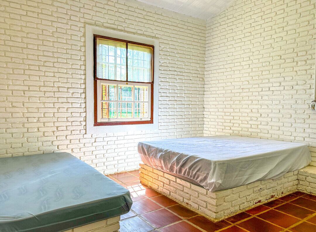 Chácara com piscina e churrasqueira em Holambra/SP