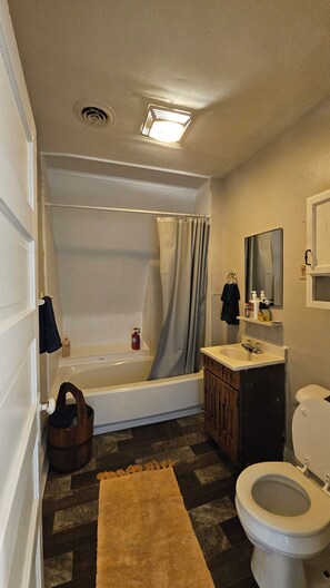 風筒、提供毛巾、番梘、洗頭水