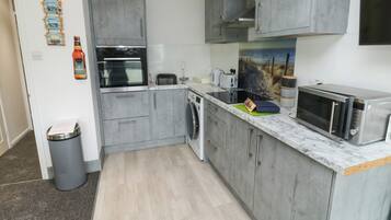 Refrigerador, utensilios de cocina