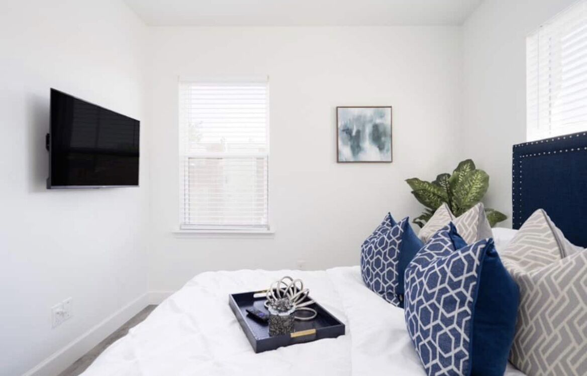 Charming Home Near Midtown