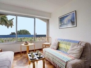 TV - Mykonos by Interhome (Port Leucate)