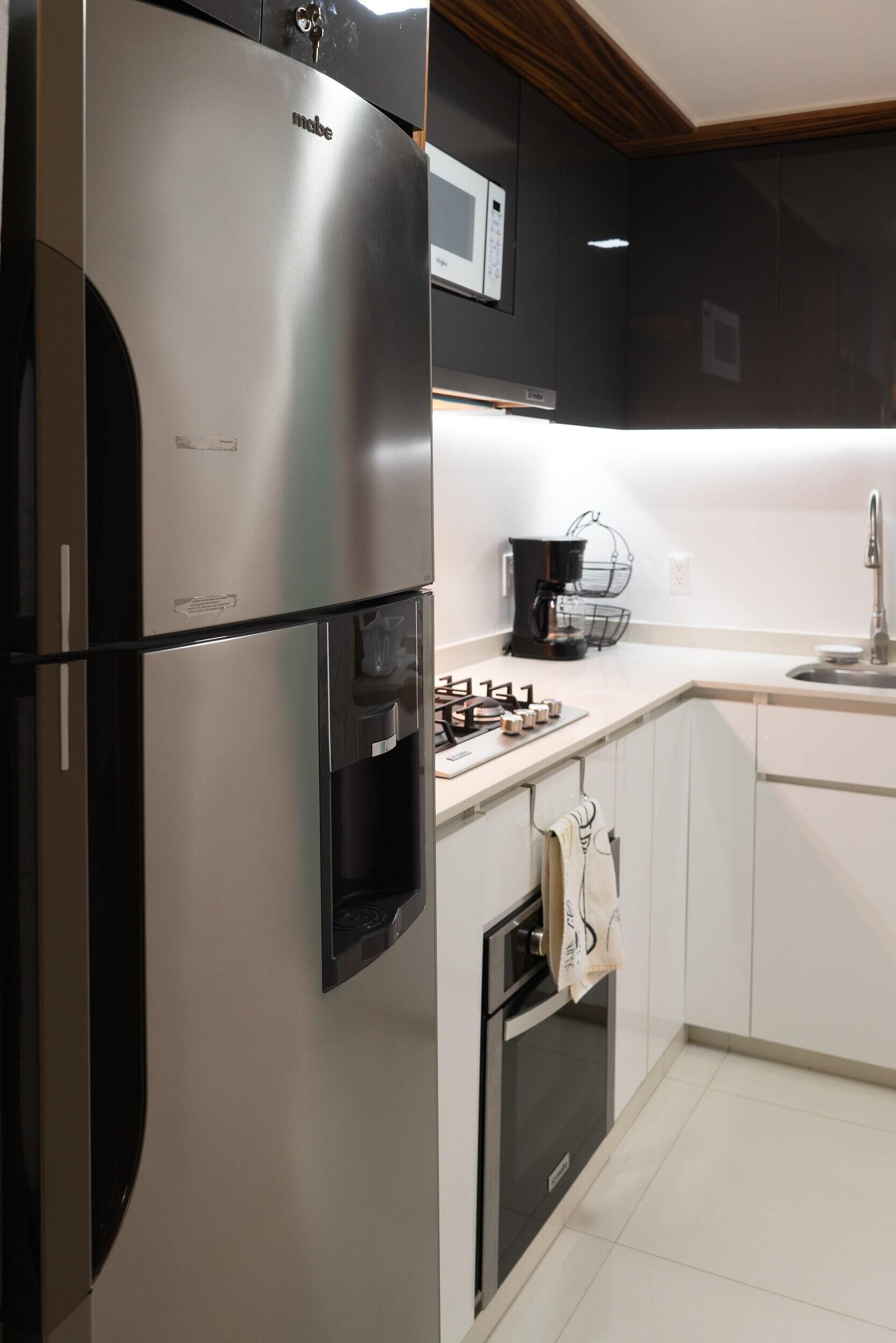 A unique cozy apartment closed to many stores, taco stands  and transportation