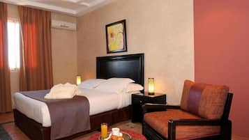 Chambre Supérieure | Coffres-forts dans les chambres, bureau