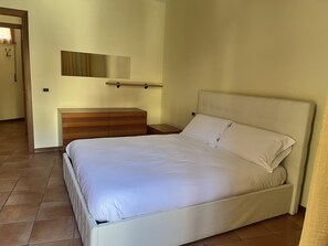 2 habitaciones y caja de seguridad en la habitación 