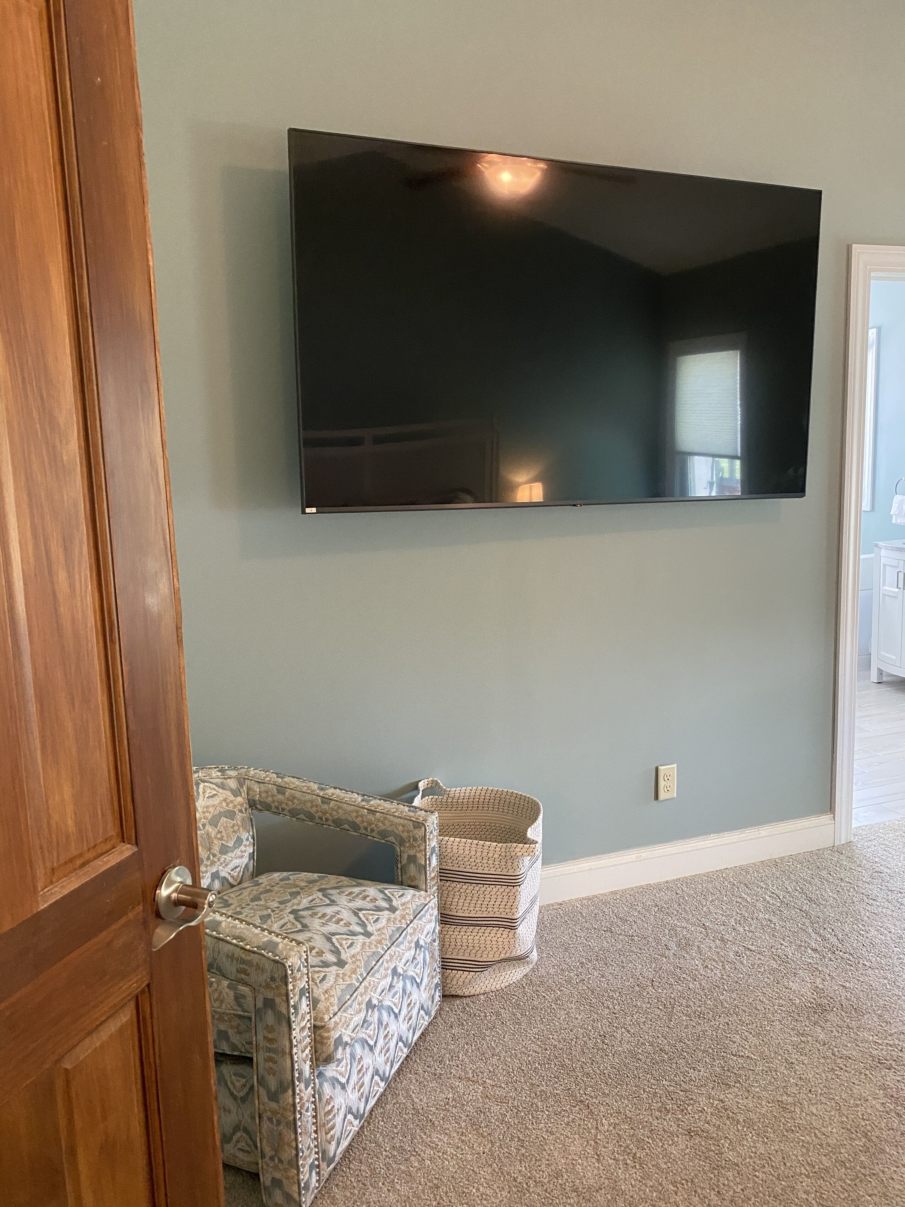 Luxurious & Modern newly renovated good for corporate housing & family functions