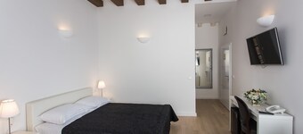 Klarisa Palace Rooms