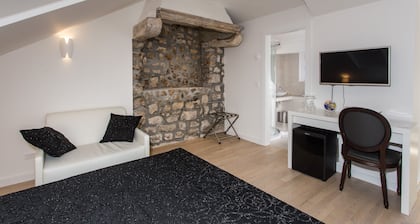 Klarisa Palace Rooms