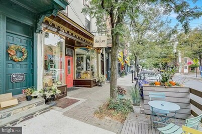 Modern Private Getaway on Main Street Lambertville