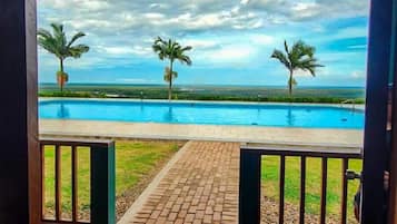 Panoramic Cabin | Balcony view
