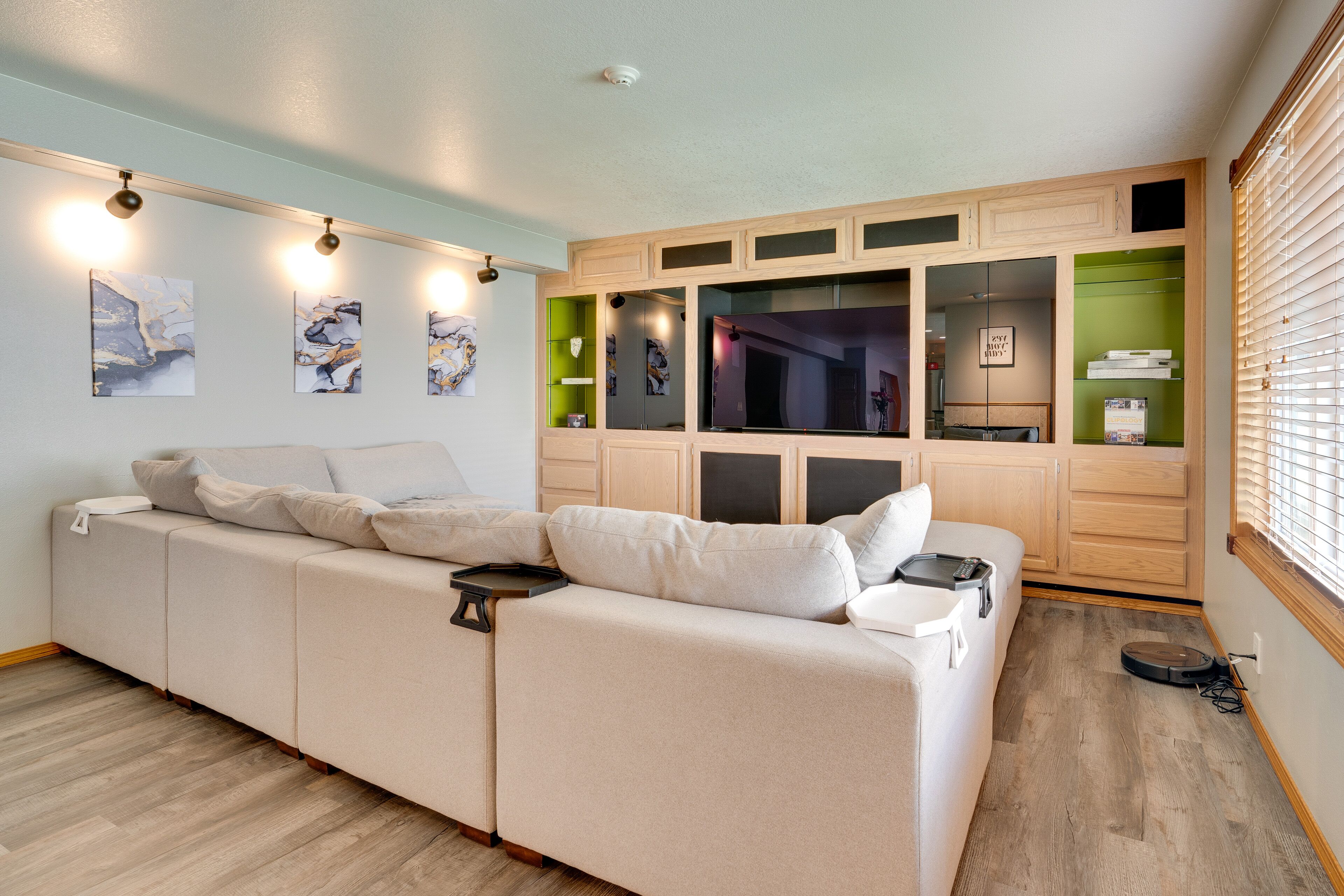 Moses Lake Vacation Rental w/ Hot Tub & Game Room