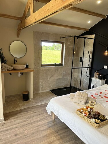 Chalet Romantique à la Campagne