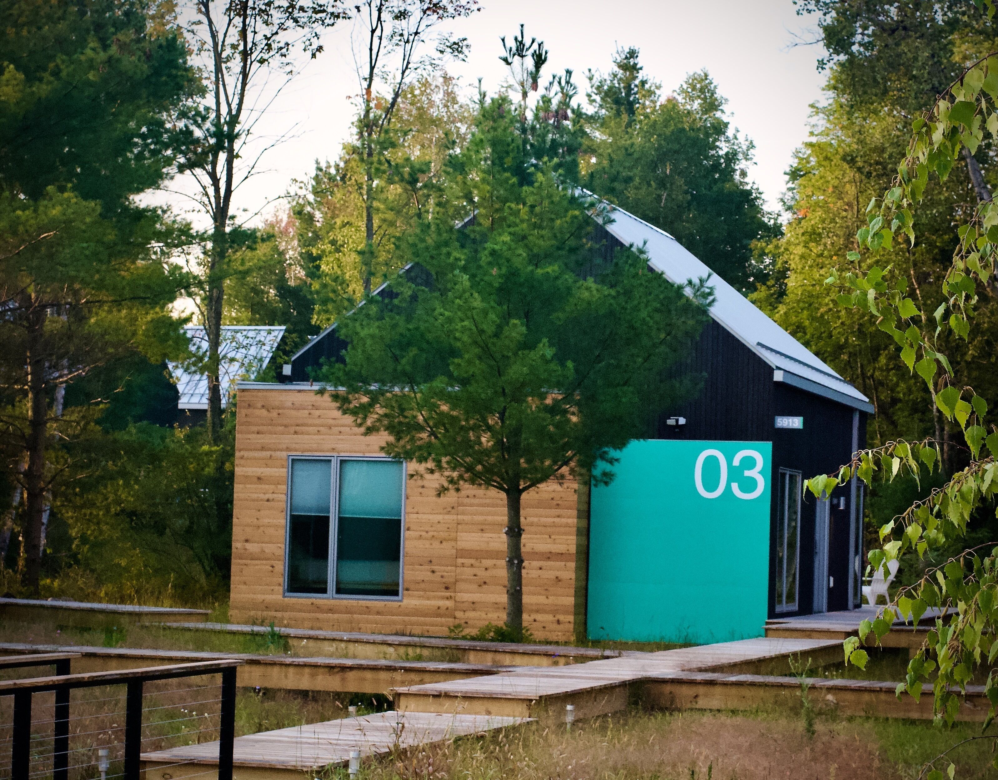 KOTI 3 (Two Bedroom), vacation home on TART & mins to Traverse City @ KOTI