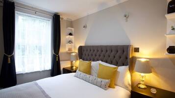 Desk, iron/ironing board, travel cot, free WiFi