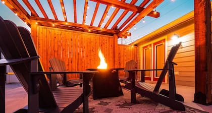 Charming Downtown Cody Cottage (#2) by Roam Cody Yellowstone