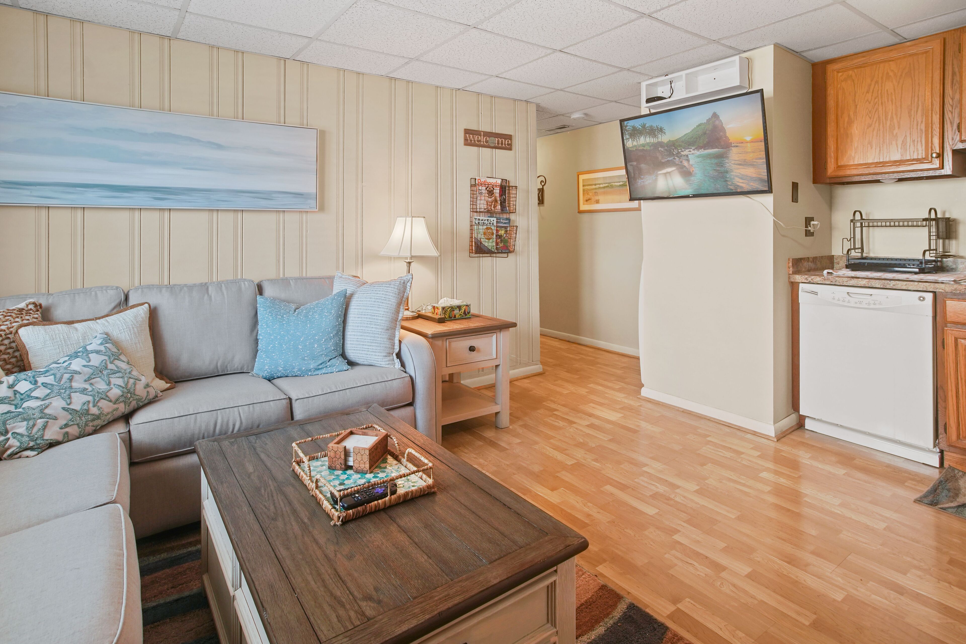 DeweyBeach 2BR Ground Floor Condo. Family-Friendly, quiet, clean, walk to beach!
