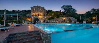 Guado al Sole 26+4, Emma Villas