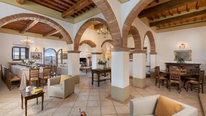 Dining - Guado al Sole 26+4, Emma Villas (Pomarance)