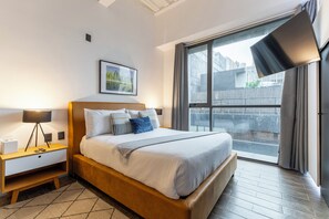 Signature Apartment, City View | 1 bedroom, premium bedding, in-room safe, desk