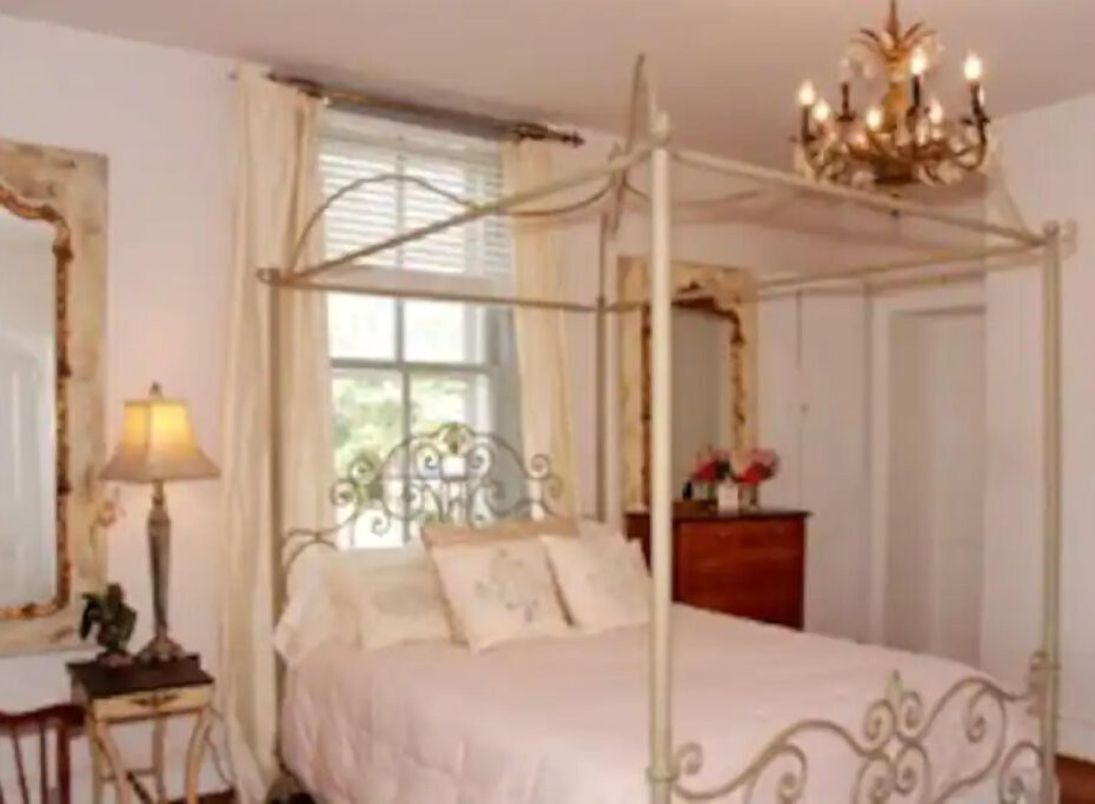 Spectacular Mountain View, Historic House