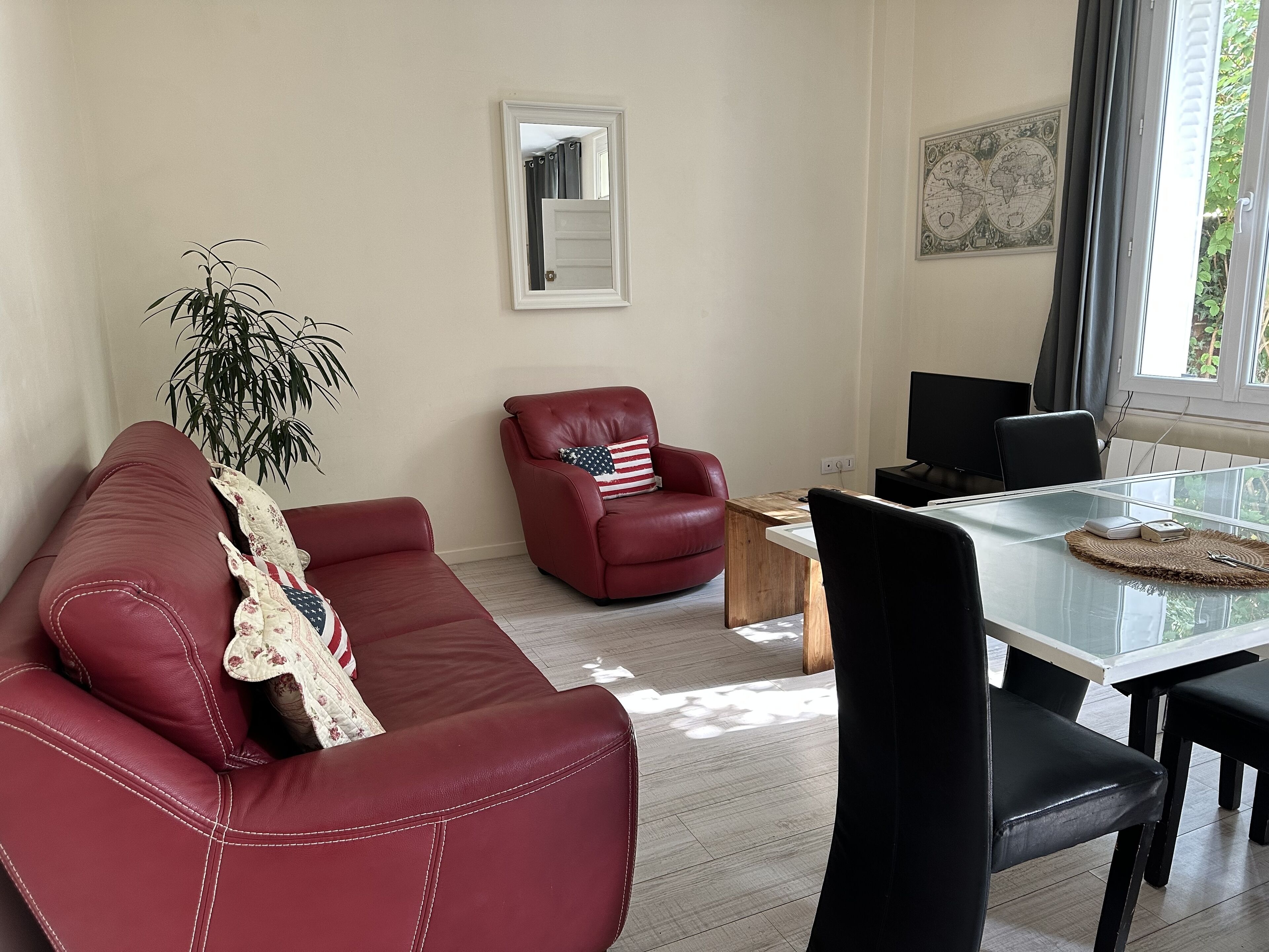 Appartement rez de Chaussée Avec Jardin à Villejuif