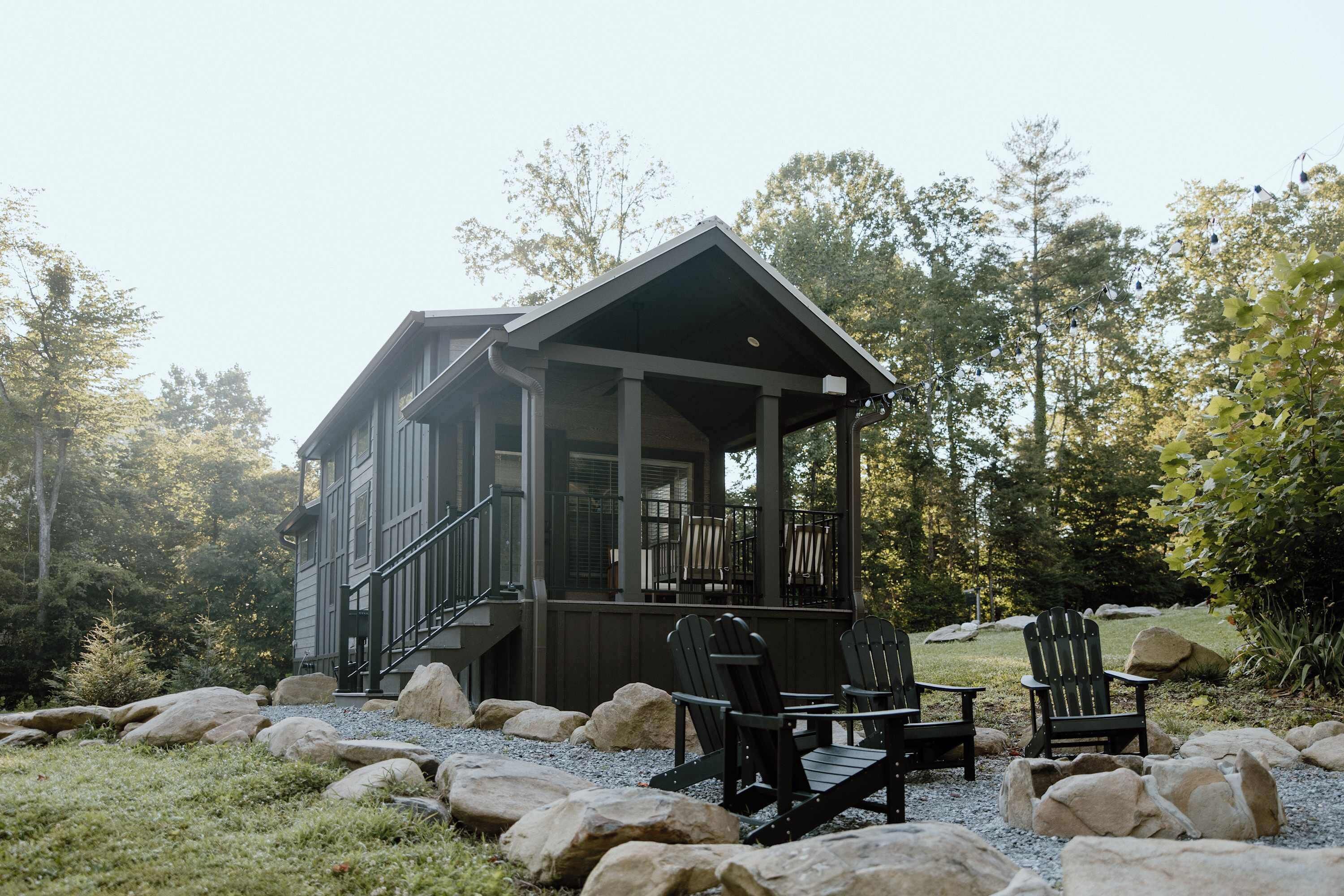 المنطقة المحيطة بالمنشأة