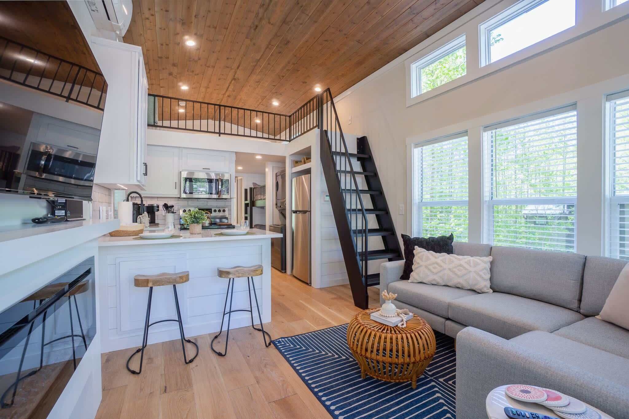 Flat-screen TV, fireplace