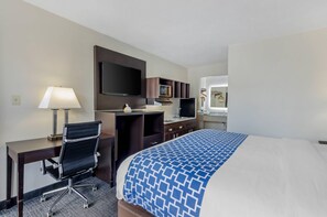 Kamer, 1 kingsize bed, toegankelijk voor mindervaliden, niet-roken | Een bureau, verduisterende gordijnen, een strijkplank/strijkijzer