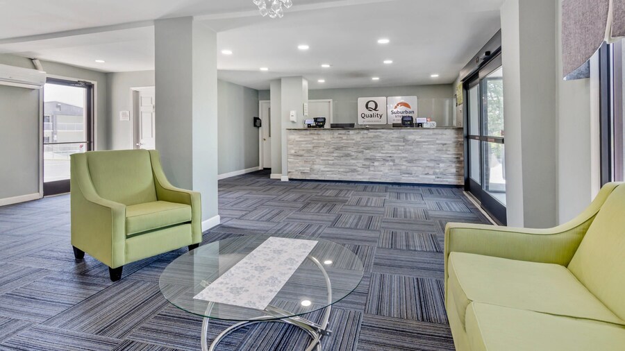 Suburban Studios Verona - Staunton North