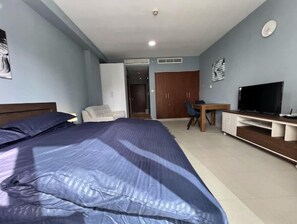 1 bedroom, iron/ironing board, WiFi, bed sheets - Downtown Dubai - Studio on the Boulevard (Dubai)