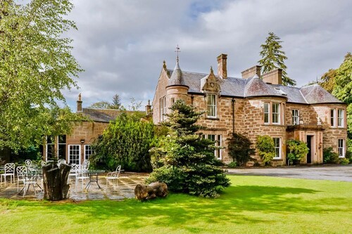 Perthshire Manor - Quinze Chambres Villa, Couchages 33