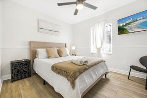 3 chambres, bureau, fer et planche à repasser, Wi-Fi gratuit